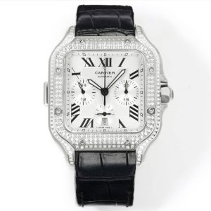 The Cartier Santos Chronograph Diamond-Set Custom Edition Shines Brightly ① Movement: Features the Dandong 7550 movement, renowned for its stable and reliable performance; ② Case: Boasts a 43.3mm diameter, crafted with state-of-the-art CNC diamond-setting technology that rivals hand-set craftsmanship;  ③ Dial: Features a zoned design with a brushed square center section and three subdials adorned with snail-patterned engraving, creating striking contrast; Classic Roman numeral hour markers and sword-shaped hands complement each other perfectly. A date display window at 6 o'clock enhances the timeless, elegant aesthetic while innovative design elements inject vitality. The intricate background texture and color matching are impeccable; ④ Crystal: Water-resistant and scratch-resistant sapphire crystal; ⑤ Strap: Crafted from Italian calf leather for enhanced comfort; A highly recognizable timepiece that combines fashionable style with comfortable wear—we invite all watch enthusiasts to appreciate its craftsmanship.